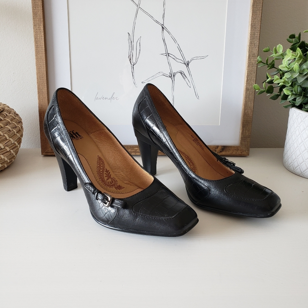 Sofft Square Toe Heels Size 6.5W